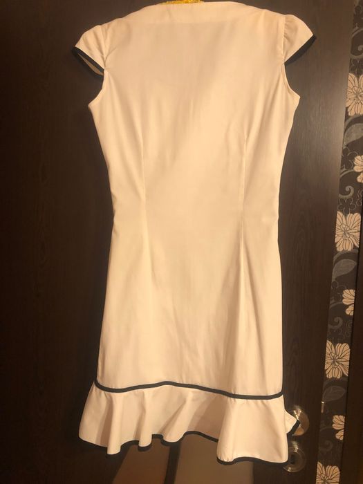 Рокля Луси красив модел