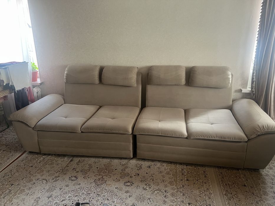 Диван длинна 2,5 м из 2 частей