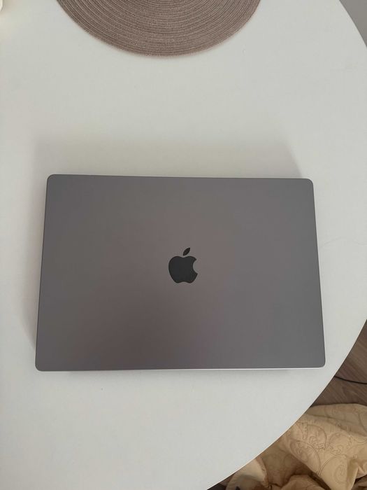 MacBook PRO M2 PRO 16 Inch 32/512