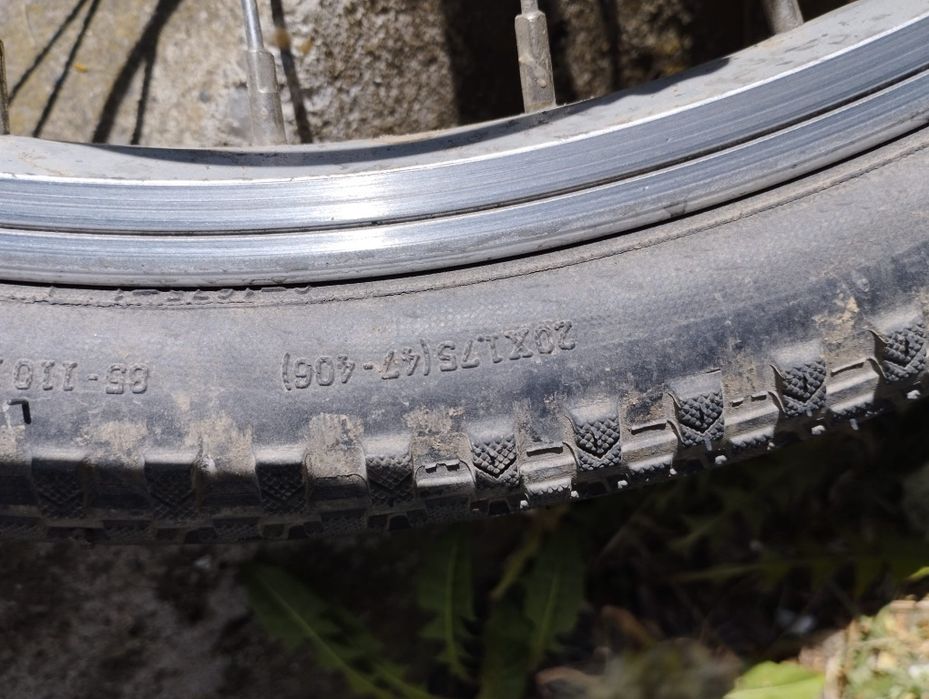 Bicicleta MTB  Agresor 20 pt copii