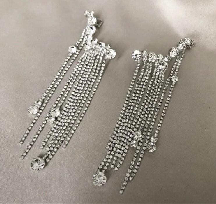 Серьги со стразами