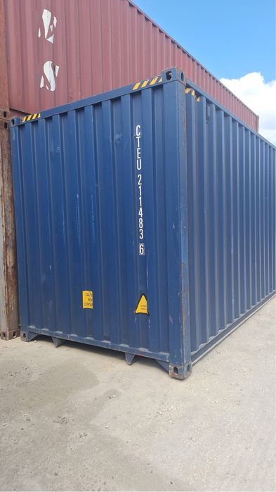 Container maritim