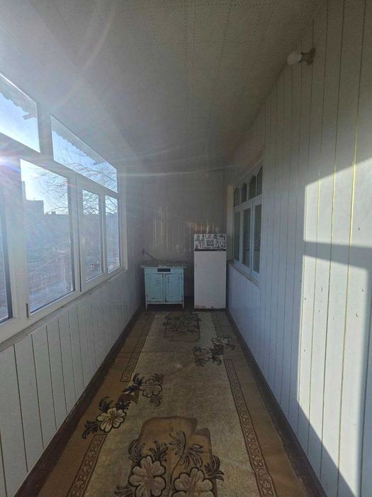 Продаётся 2х комн квартира на 2 этаже Ор-р 5 микрорайон Жомий