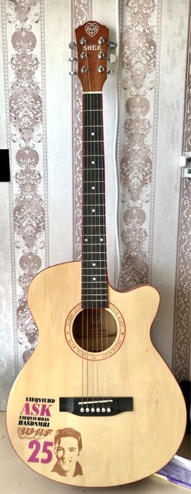 Gitara akusticheskiy