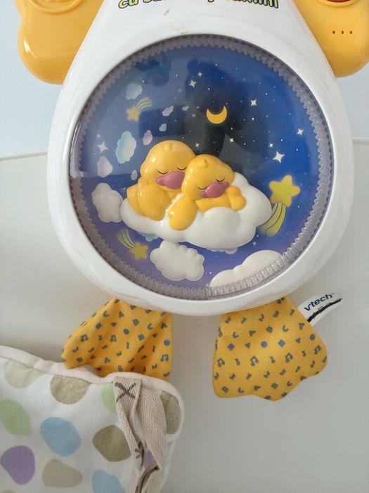 Carusel muzical pentru bebelusi