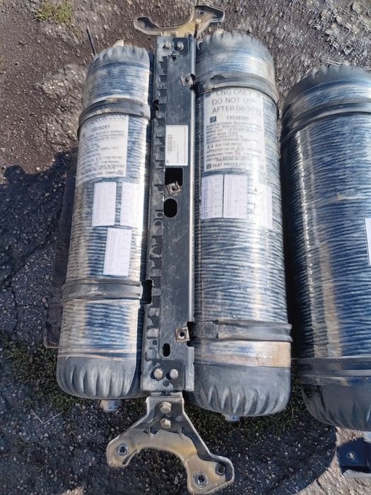 Карбонови метанови бутилки Opel Zafira