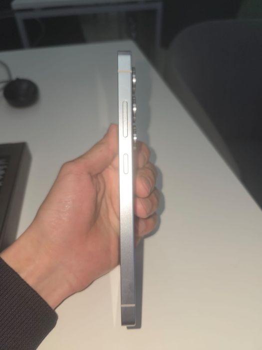 Продам Samsung S25Ultra 256 гб