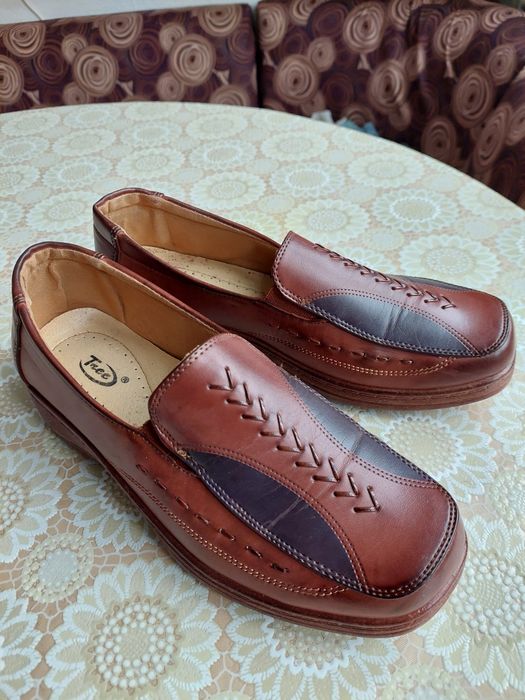 Три чифта нови есенно-зимни дамски обувки N39 и 41