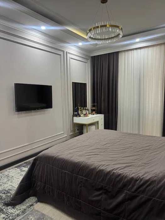 Новостройка , 5/5/6, 210м2 ул. Асака (Дархан), за парком Тельмана !!