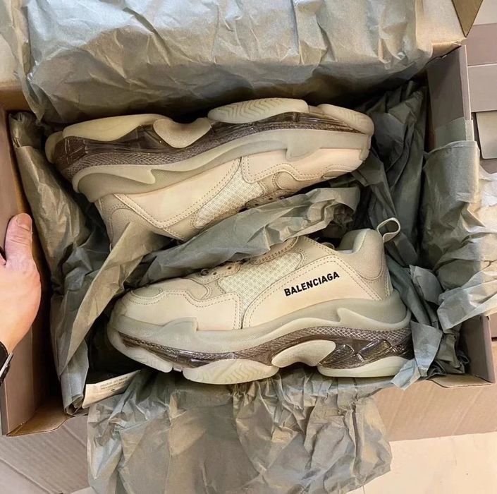 Balenciaga triple s