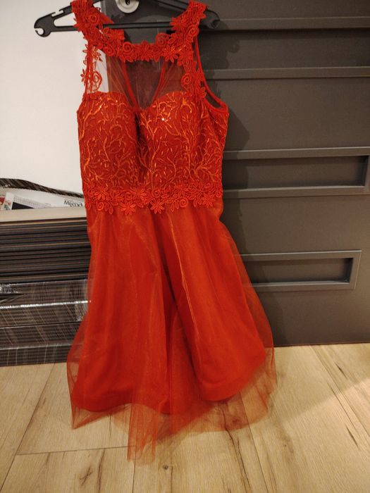 Рокля официална червена