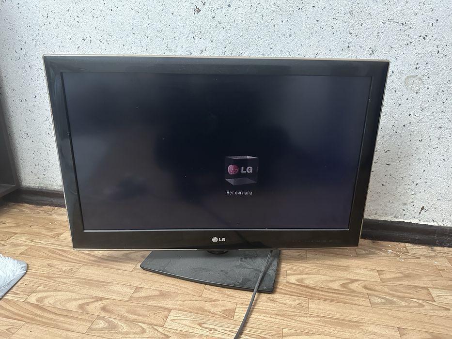 Телефизор LG в отличном состоянии полностью рабочий