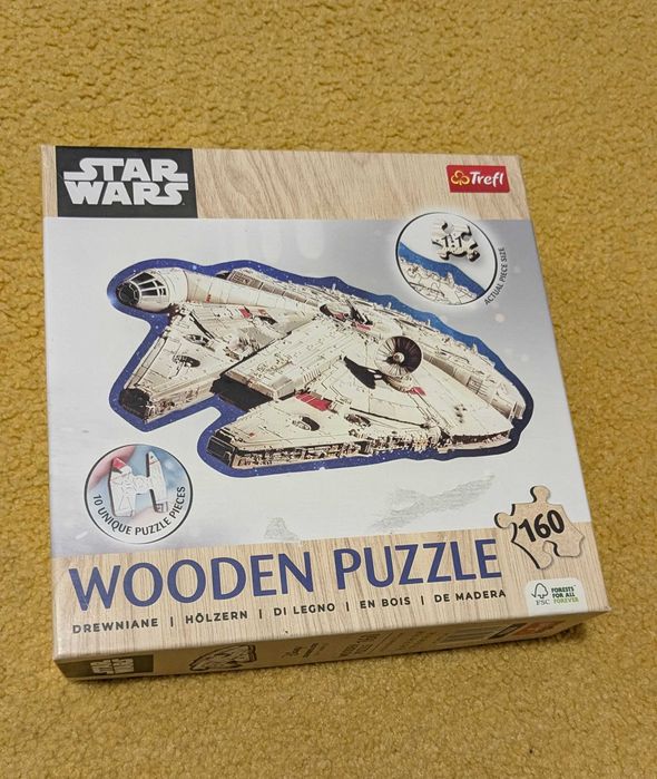 Puzzle din lemn cu 160 piese Star Wars. Millenium Falcon