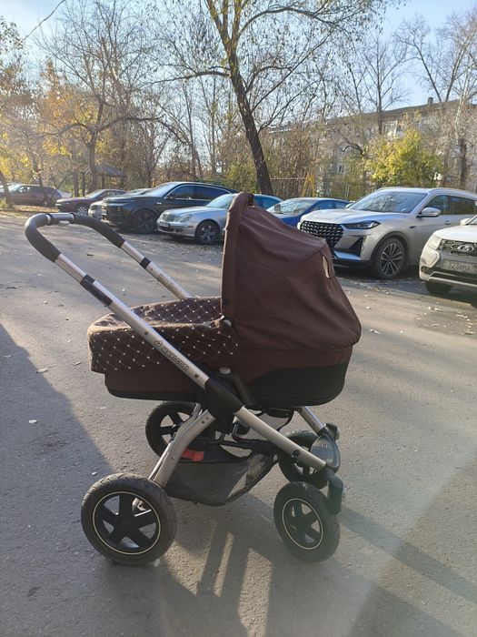 Коляска с люлюкой