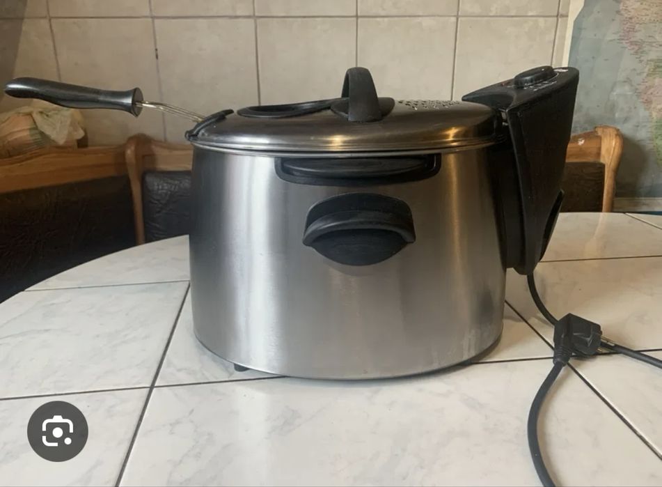 Фритюрница TRISTAR FR -6915