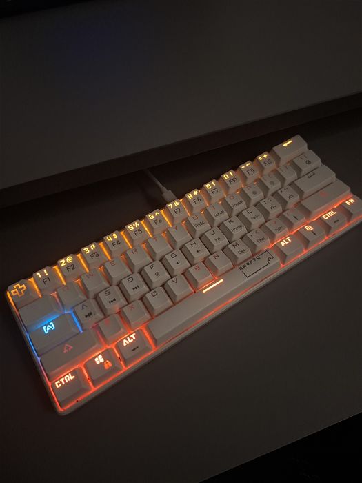 Tastatura qwerty noua