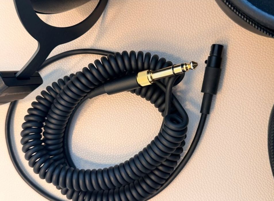 Продам наушники Beyerdynamic DT 1770 PRO