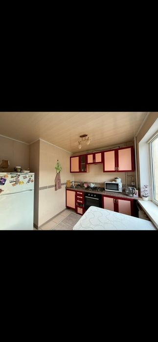 Квартиру 47кв.м.2ком.3этаж.