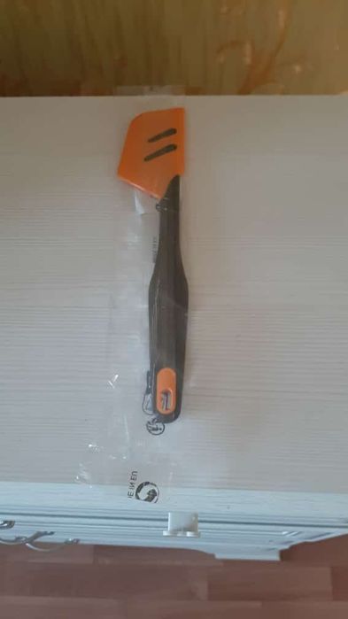 Продам новую посуду Tupperware.