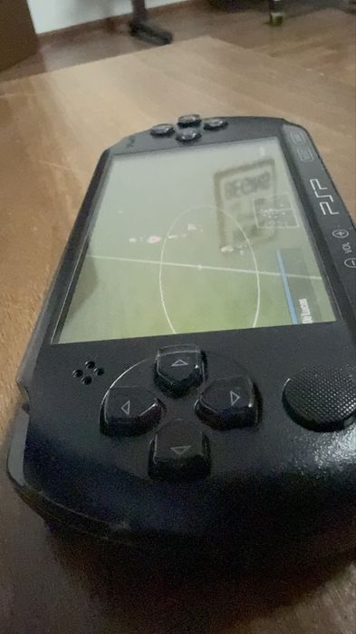 PSP E1004, Negru