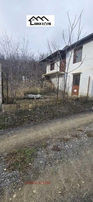 Продава се Къща в Варна, Център - 68 кв.м за 1725 €/кв.м - Снимка #2