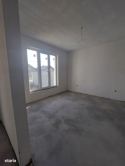 Sântandrei - casă împrejmuită, semifinisat avansat