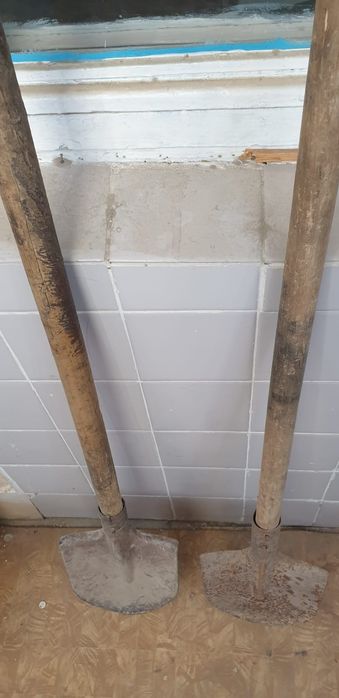 Штыковая лопата б/у