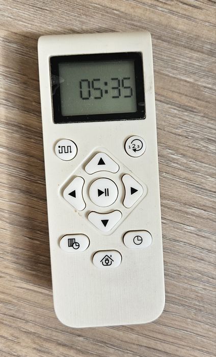 Прахосмукачка робот за сухо и мокро почистване, Wi-Fi приложение.