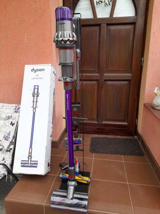 De vanzare aspirator Dyson V 11 Advanced