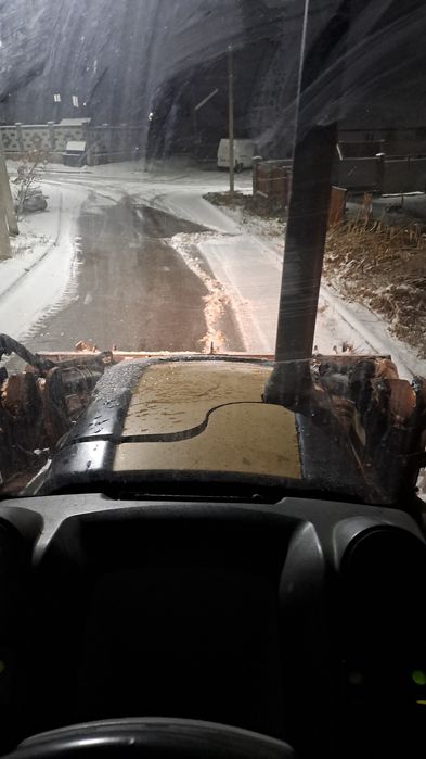 Вывоз снега трактыр 3.1 погручик