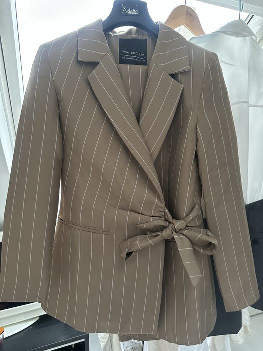 Дански костюм размер S/M