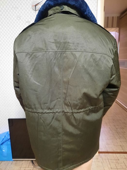 Продам зимняя куртка