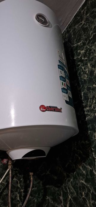 Водонагреватель аристон