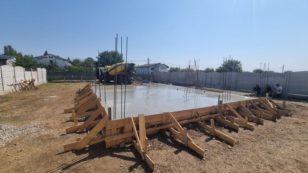 Echipă construcții  Câmpina PH