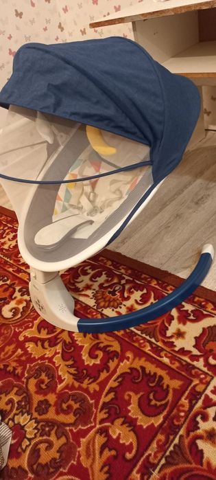 Продам шизлонг для новорожденного