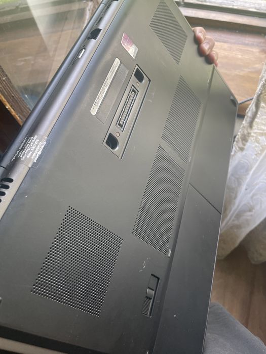 Профессиональный Ноутбук