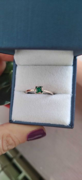 18к златен пръстен с изумруд