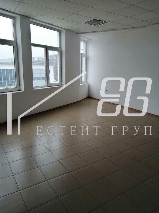 Дава се под наем Офис в Варна, Кайсиева градина - 420 кв.м за 2142 € - Снимка #8