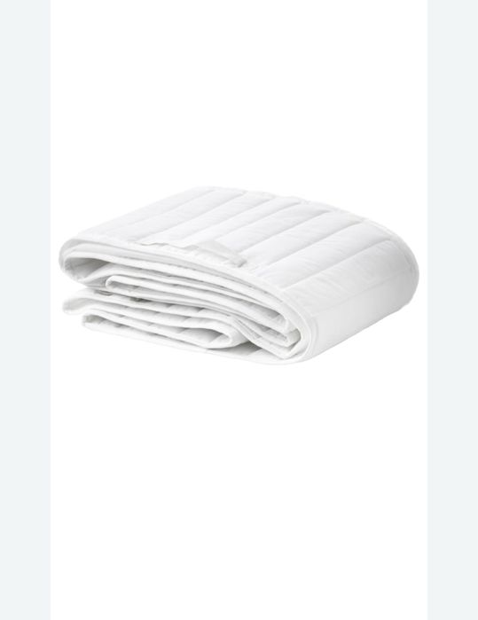 Protectie patut ikea alba in stare foarte buna