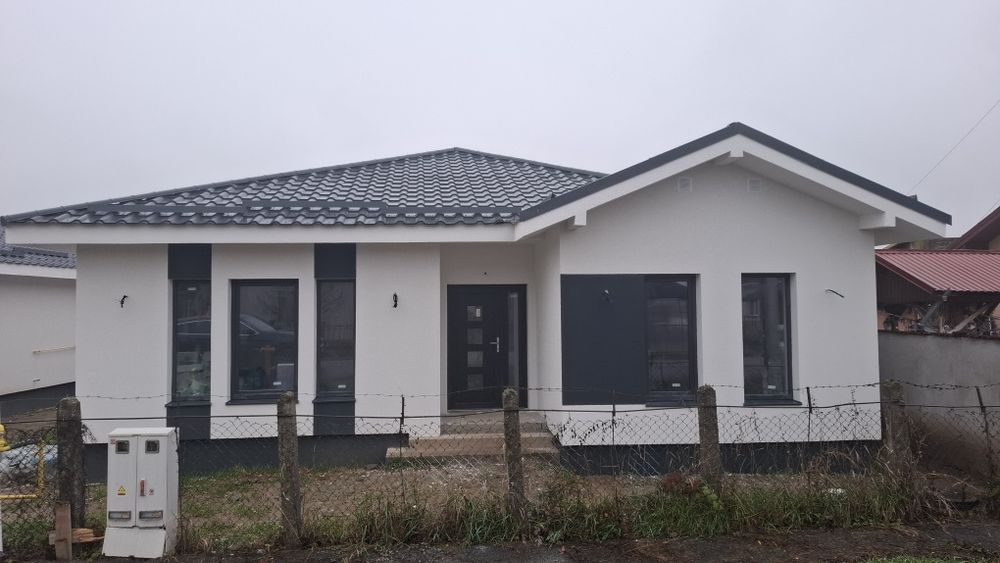 Vând casa noua în Odoreu
