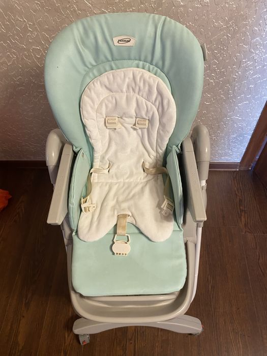 СРОЧНО!Продам детский стол для кормления