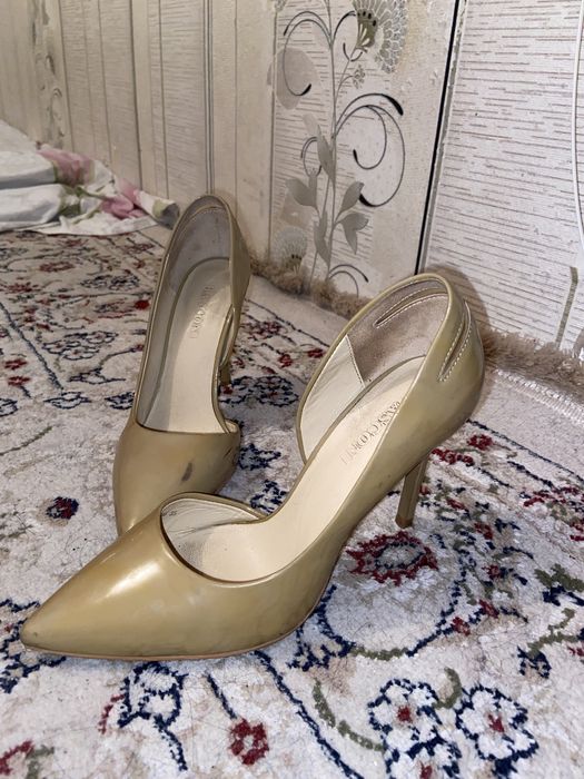 Продам каблук