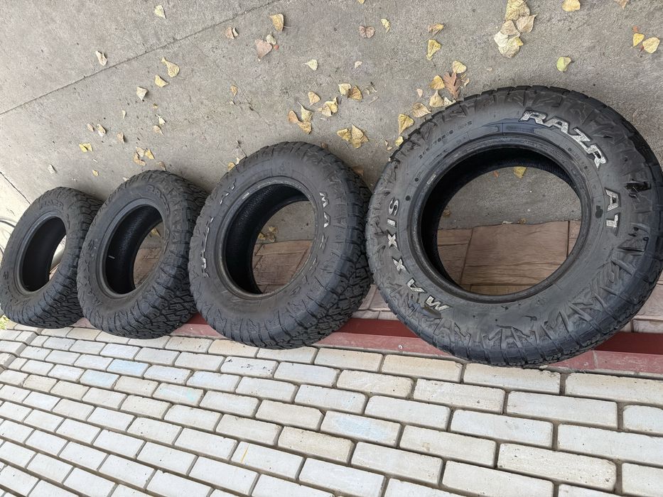 Maxxis 245/70/16