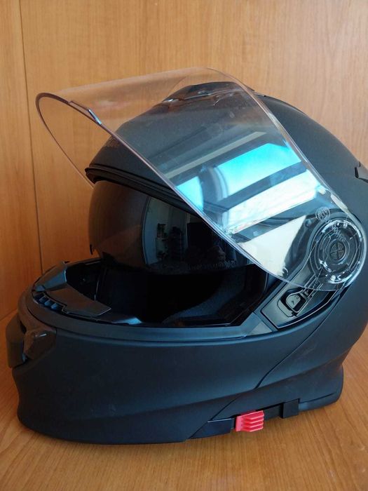 Vand casca moto PIAGGIO NOUA