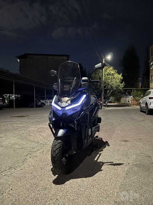 Skuter vmax sotiladi