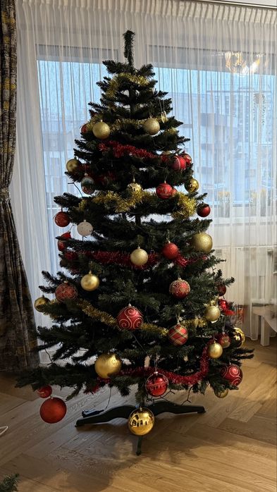 Brad Craciun artificial