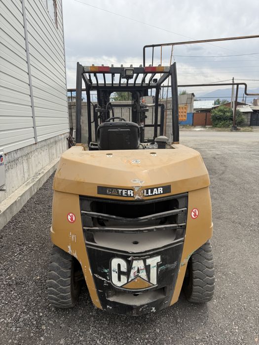 Вилочный погрузчик ( КАРА ) ( ФОРКЛИФТ ) ( САТ )