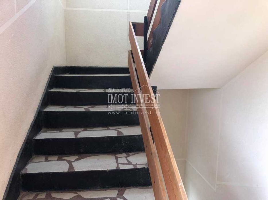 Продава се Къща в Хисаря - 360 кв.м за 389 €/кв.м - Снимка #10