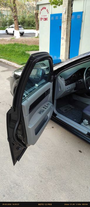 Gentra сотилади. 2023 йил ишлаб чиқилган. Автомат. Қора ранг.