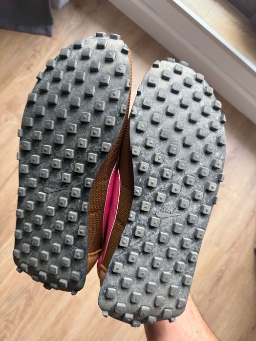 Маратонки Nike .